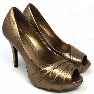 Kelly And Katie Women's Heels Gold Sparkle